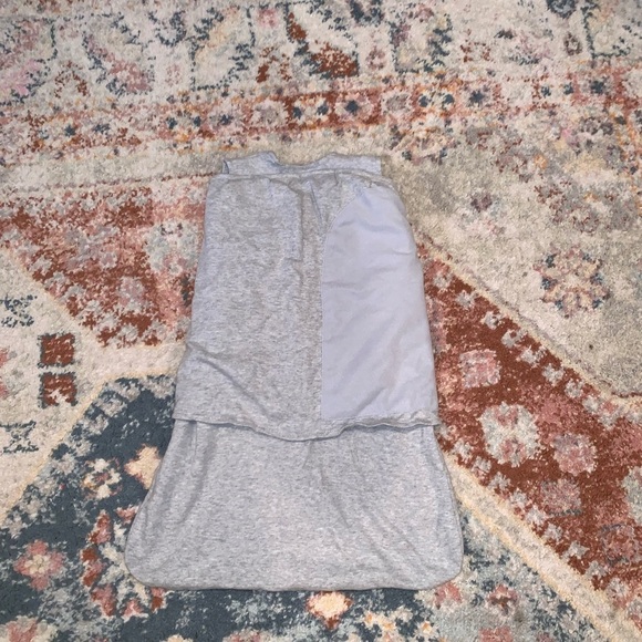 HALO SleepSack Swaddle New Born Gray Wrap Gently Used Velcro Closure - Picture 5 of 5